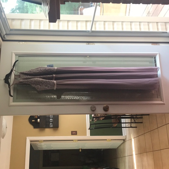 Dress - Picture 3 of 5